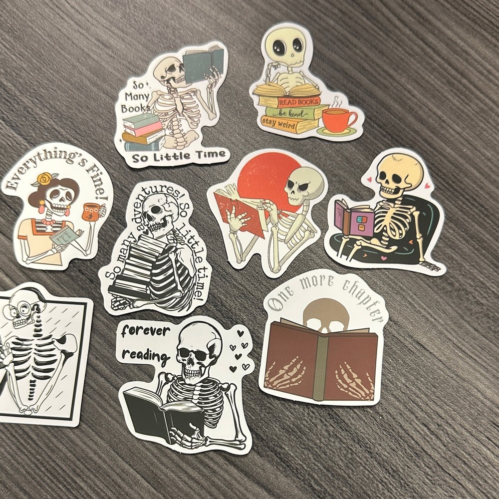 🌿10/$10🌿Skeleton Book Lover Stickers